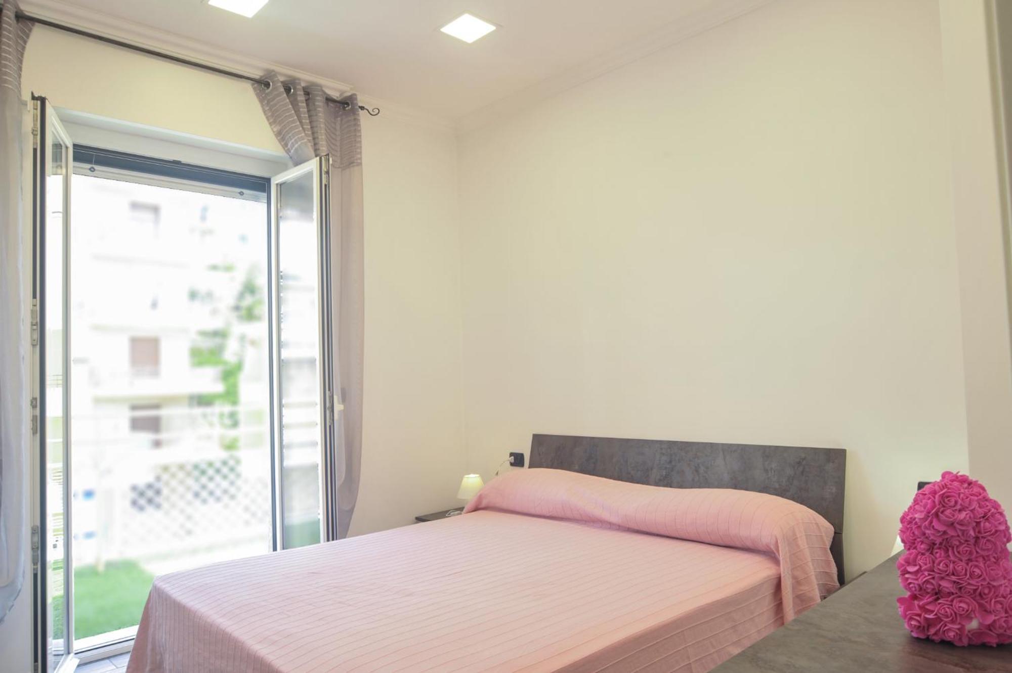Casa Rosa Lucia Centrale Con Parcheggio Sanremo Eksteriør bilde