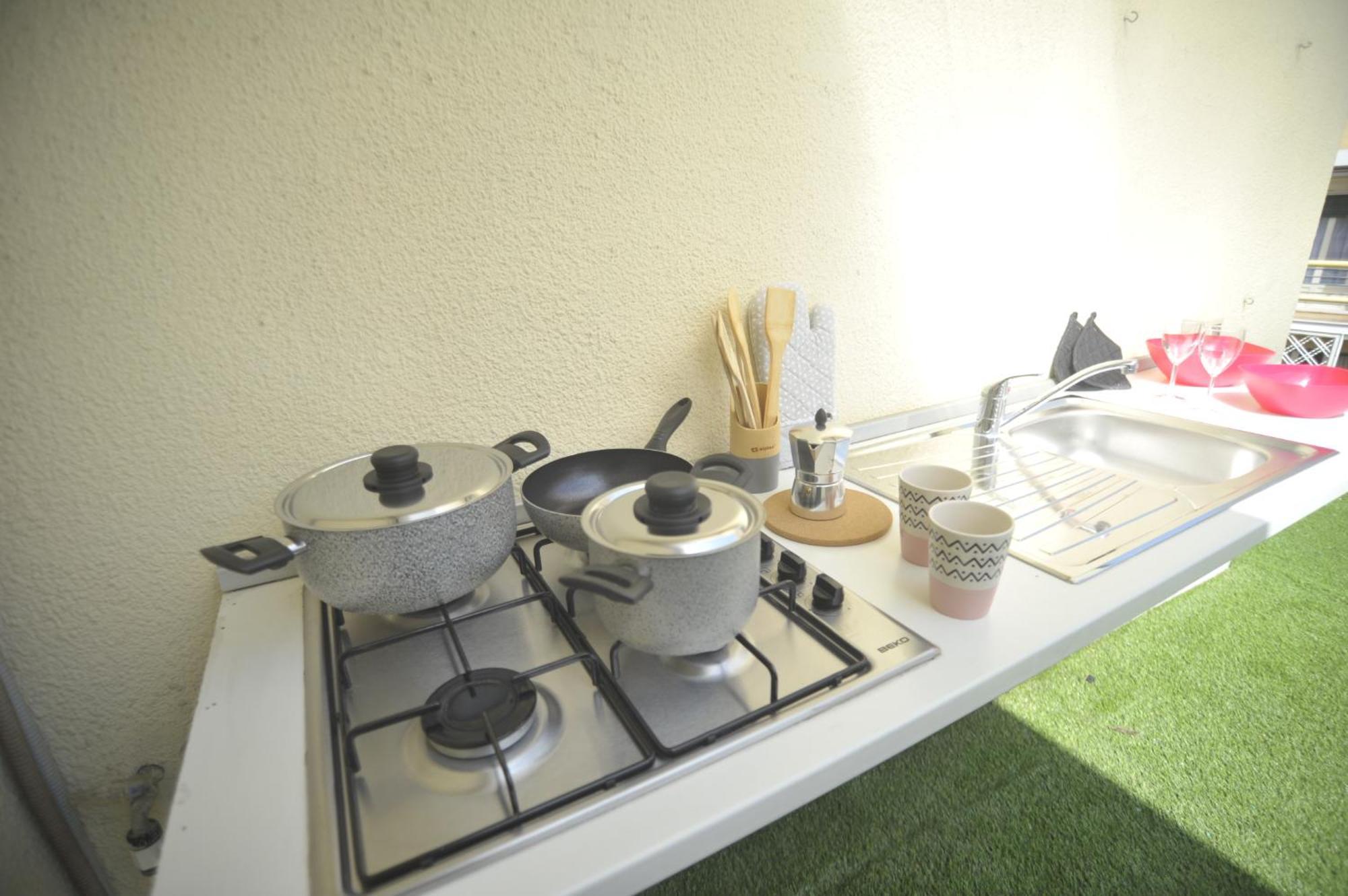 Casa Rosa Lucia Centrale Con Parcheggio Sanremo Eksteriør bilde